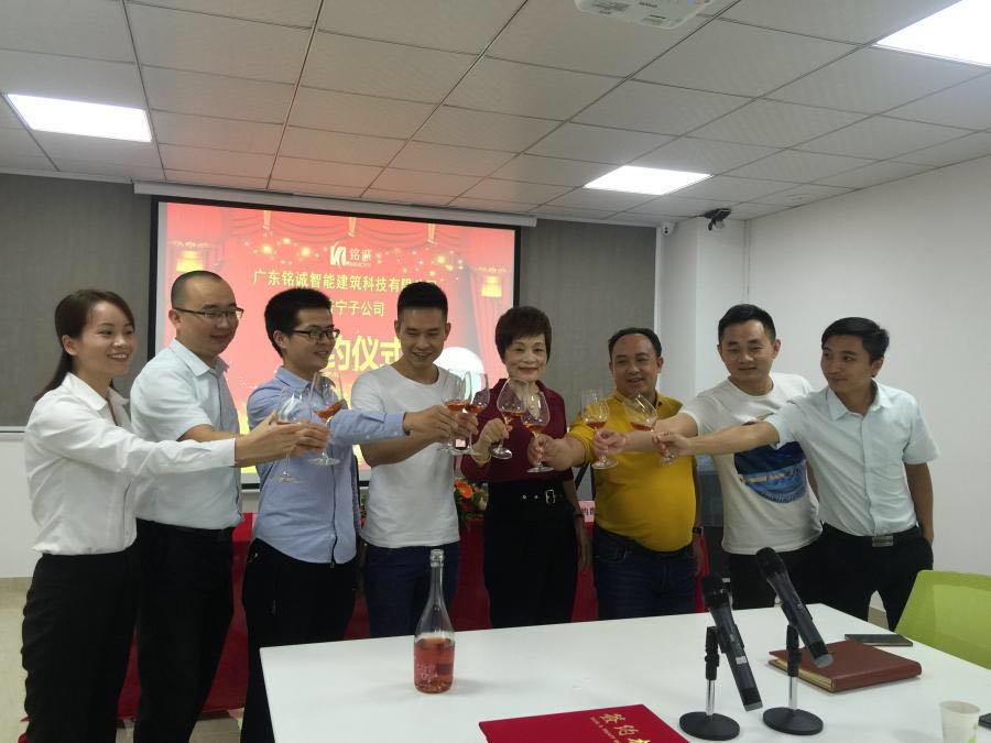 1540351010119030.jpg 20181018035630_39268.jpg